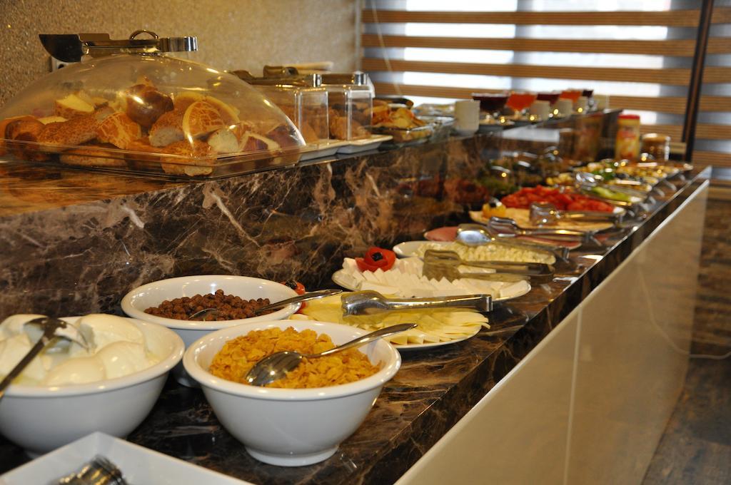 Golden Rain Hotel Old City Istanbul Bagian luar foto