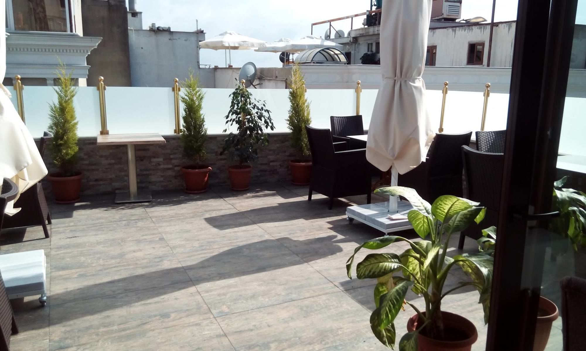 Golden Rain Hotel Old City Istanbul Bagian luar foto